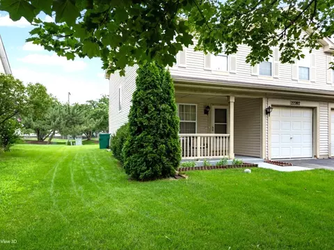 22202 W Niagara Trl W, Plainfield, IL 60544