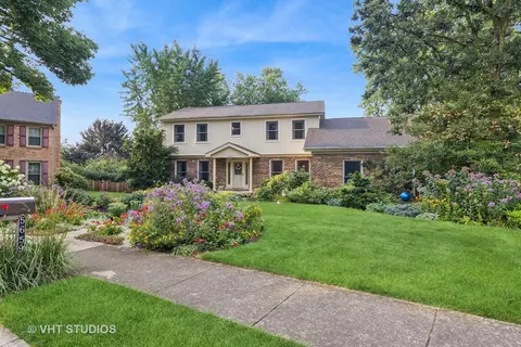 5659 Cascade Dr, Lisle, IL 60532