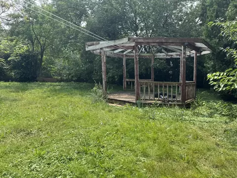 Exterior - 421 E Wise Rd, Schaumburg, IL 60193 photo 4 of 11