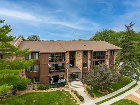 7501 175th St #13, Tinley Park, IL 60477