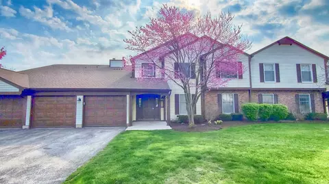 2132 Berkley Ct #201A, Naperville, IL 60565