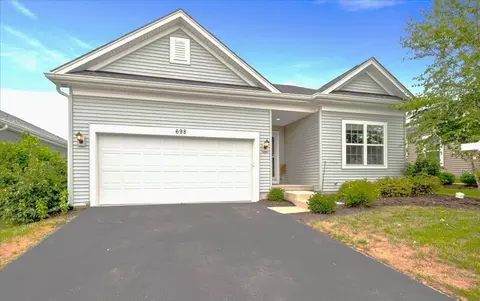 698 Virginia St, Elburn, IL 60119