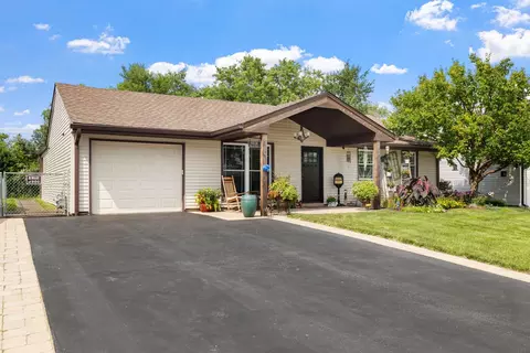 10232 Hilltop Dr, Orland Park, IL 60462