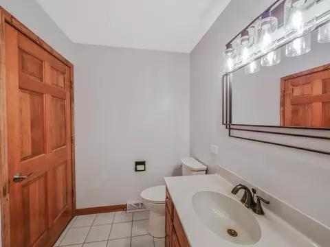 Bath - 7240 W Colleen Ct, Monee, IL 60449 photo 2 of 12