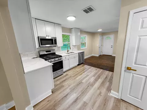 Kitchen - 16802 Anthony Ave, Hazel Crest, IL 60429 photo 1 of 4