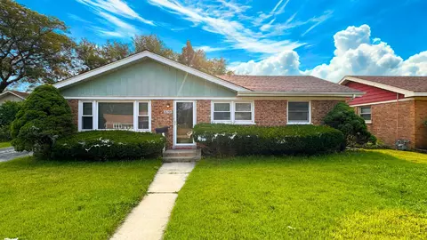 10755 Mason Ave, Chicago Ridge, IL 60415