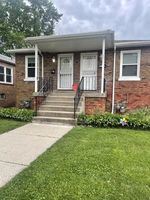 47 157th St, Calumet City, IL 60409
