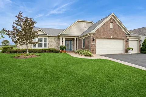 12562 Bluebell Ave, Huntley, IL 60142