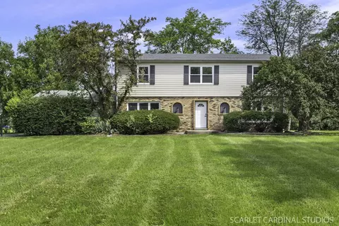 22 W046 Mccormick Ave, Glen Ellyn, IL 60137