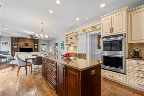 Kitchen - 1009 Central Ave, Deerfield, IL 60015 photo 2 of 2