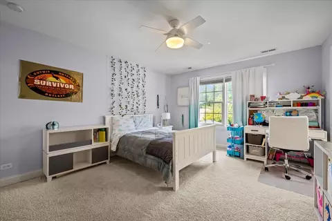 Bedroom - 1009 Central Ave, Deerfield, IL 60015 photo 2 of 4