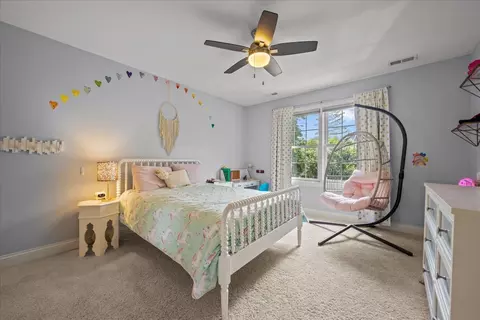 Bedroom - 1009 Central Ave, Deerfield, IL 60015 photo 1 of 4
