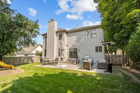 Exterior - 1009 Central Ave, Deerfield, IL 60015 photo 3 of 3