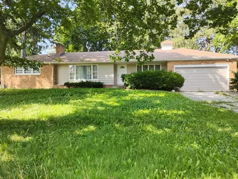 4994 Grand Ave, Gurnee, IL 60031