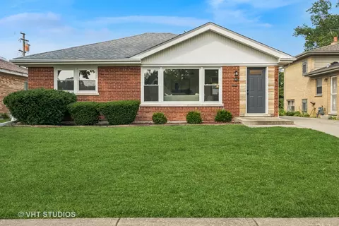 812 Marvin Pkwy, Park Ridge, IL 60068