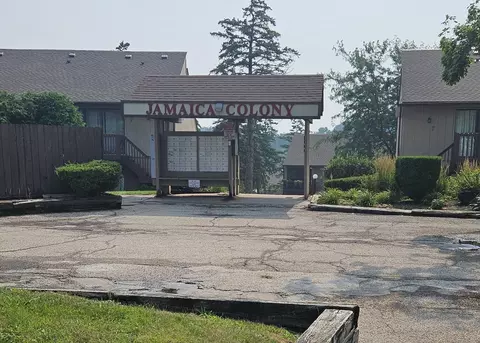 27 Jamaica Colony #7, Fox Lake, IL 60020