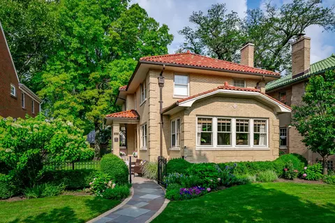 1025 Linden Ave, Oak Park, IL 60302