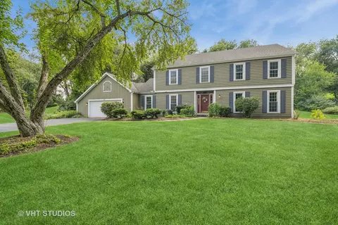 55 Cahill Rd, Trout Valley, IL 60013