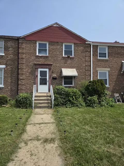 2027 S 25th Ave, Broadview, IL 60155