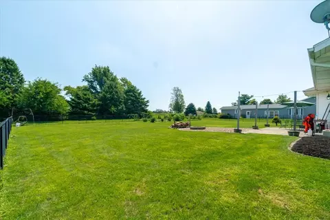403 Sunset Dr, Colfax, IL 61728 photo 37