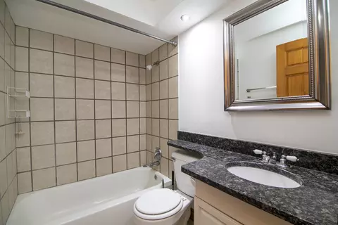 Bath - 6642 W 64th Pl #2W, Chicago, IL 60638 photo 2 of 2