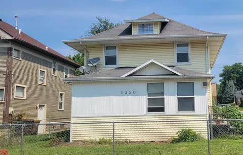 1350 Greenwood Ave, Rockford, IL 61107