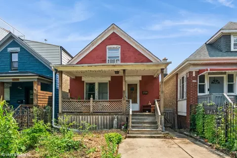 1749 N Monticello Ave, Chicago, IL 60647