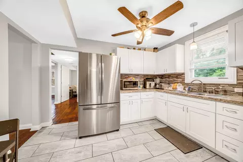 Kitchen - 16230 Turner Ave, Markham, IL 60428 photo 2 of 2