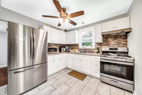 Kitchen - 16230 Turner Ave, Markham, IL 60428 photo 1 of 2