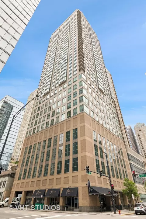 2 Erie St #1608, Chicago, IL 60611