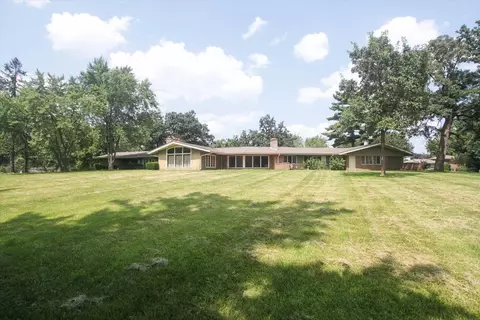 Exterior - 701 W Stearns Rd, Bartlett, IL 60103 photo 7 of 7