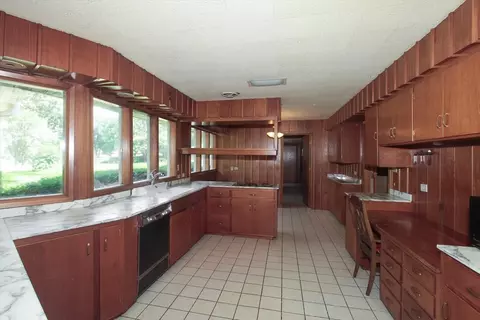 Kitchen - 701 W Stearns Rd, Bartlett, IL 60103 photo 1 of 4