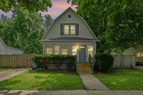 403 W Beardsley Ave, Champaign, IL 61820