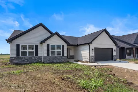 507 Patterson Dr, Fisher, IL 61843
