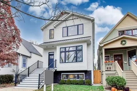 2146 W Summerdale Ave, Chicago, IL 60625