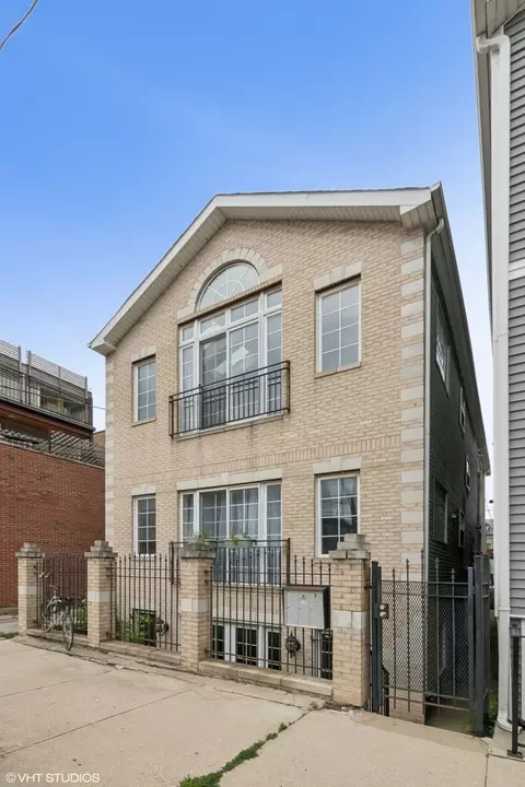 710 N Willard Ct #3, Chicago, IL 60622