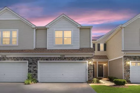 6552 Marble Ln, Carpentersville, IL 60110