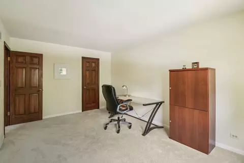 Bedroom - 9 Greenridge Rd, Elgin, IL 60120 photo 7 of 7