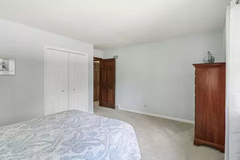 Bedroom - 9 Greenridge Rd, Elgin, IL 60120 photo 4 of 7