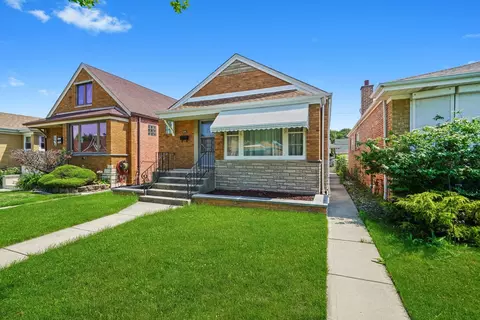 5435 S Oak Park Ave, Chicago, IL 60638