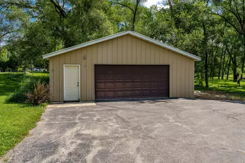 3804 S Mill Rd, Cherry Valley, IL 61016 photo 6