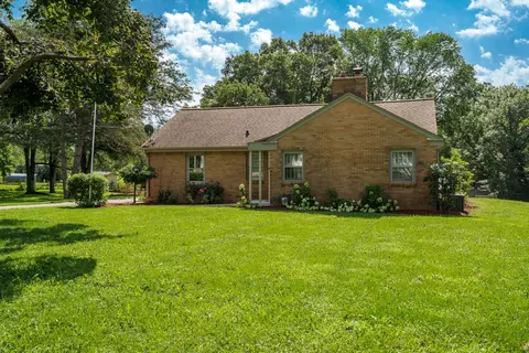 3804 S Mill Rd, Cherry Valley, IL 61016 photo 3