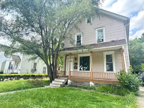 721 S River St, Aurora, IL 60506