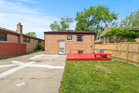 Exterior - 15035 Evers St, Dolton, IL 60419 photo 2 of 2