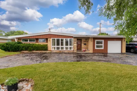 5161 N Moreland Ave, Norridge, IL 60706
