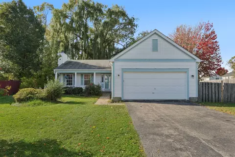 293 Deer Run Dr, Hainesville, IL 60030