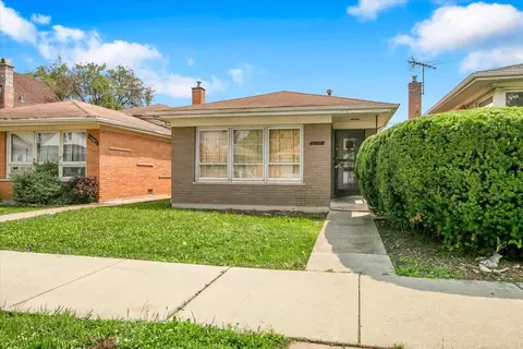 10049 S Indiana Ave, Chicago, IL 60628
