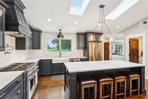 Kitchen - 10512 Cindy Jo Ave, Huntley, IL 60142 photo 1 of 1