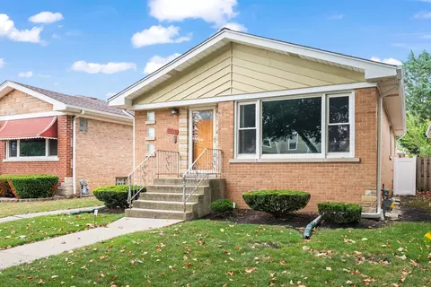 7505 N Oconto Ave, Chicago, IL 60631