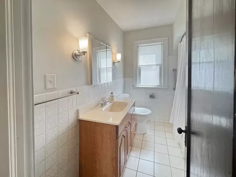 Bath - 3340 Ann St, Lansing, IL 60438 photo 1 of 2